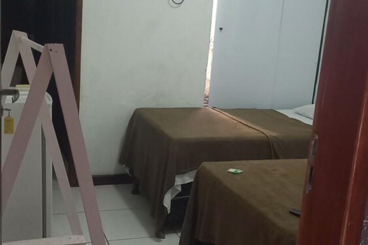 Room 9 of 17