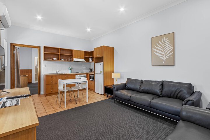 Room 34 of 64