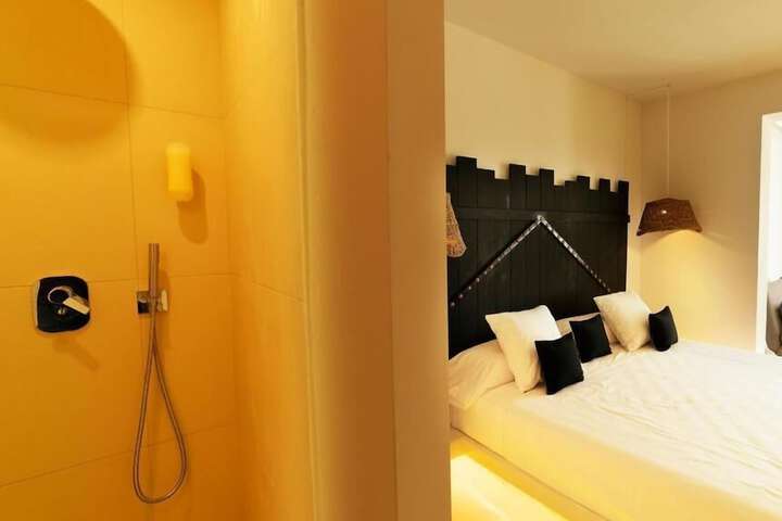 Room 22 of 57