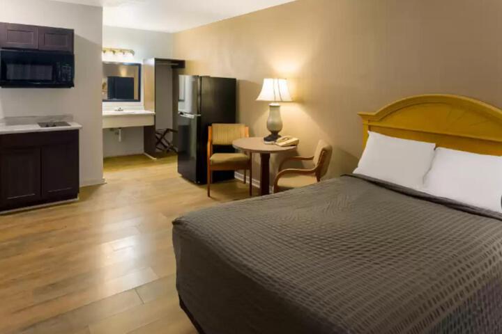 1 Double Bed Efficiency (5 of 18)