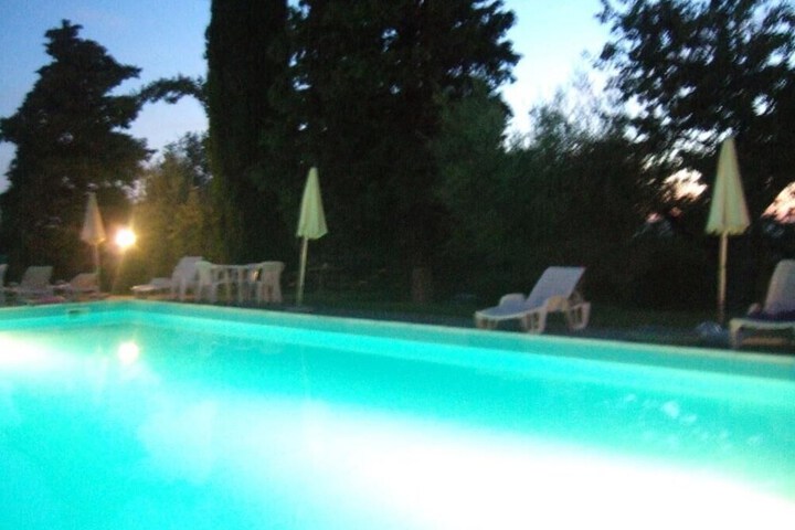 Pool 18 of 57