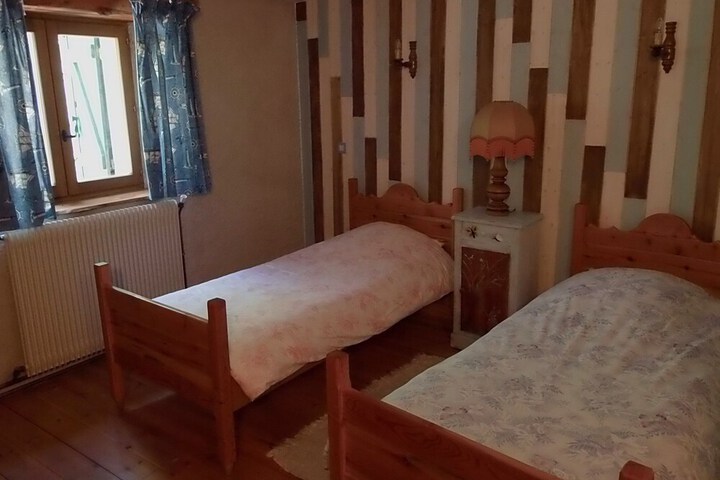 Room 5 of 51