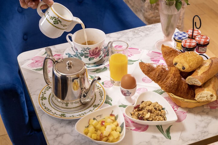 Breakfast/Coffee Service 35 of 41