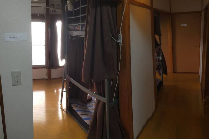 Room 30 of 45