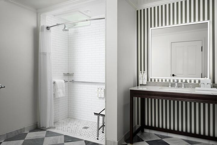 Bathroom shower