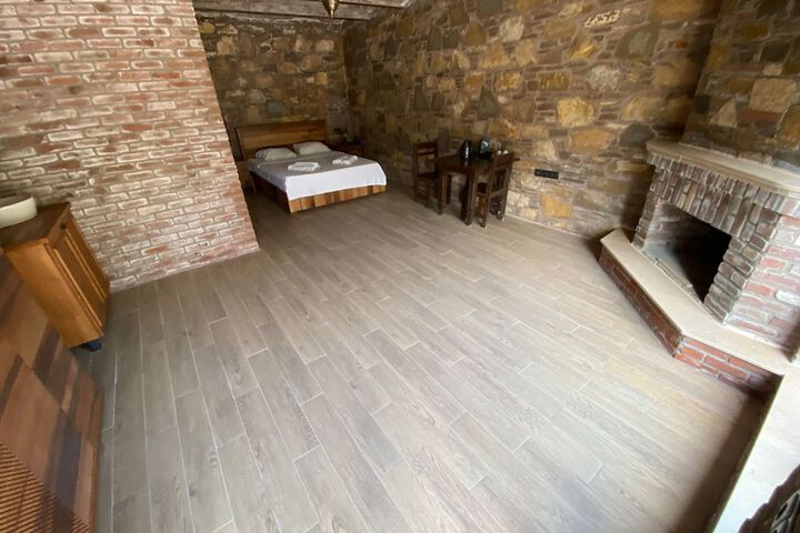 Room 45 of 72