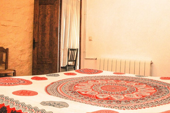 Room 2 of 115