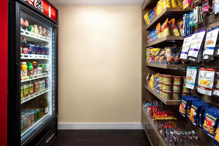 Snack bar