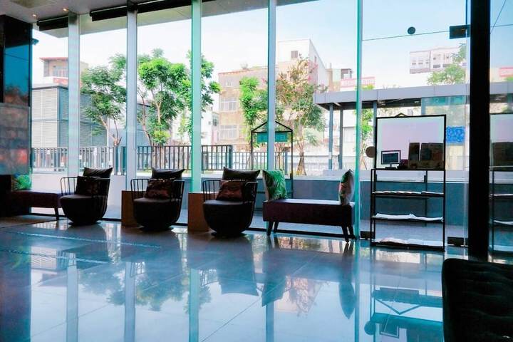 Lobby Photos