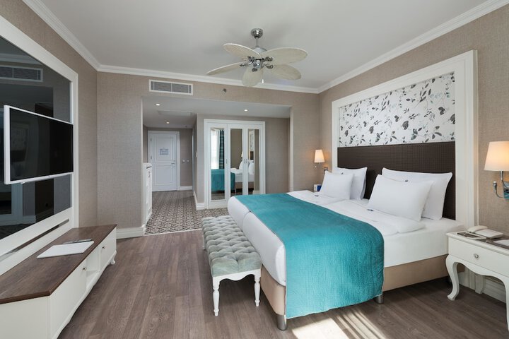 Room 64 of 226