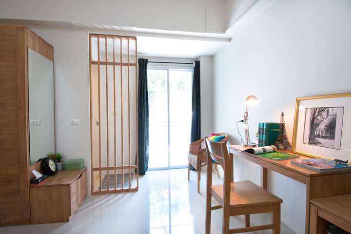 Room 5 of 24