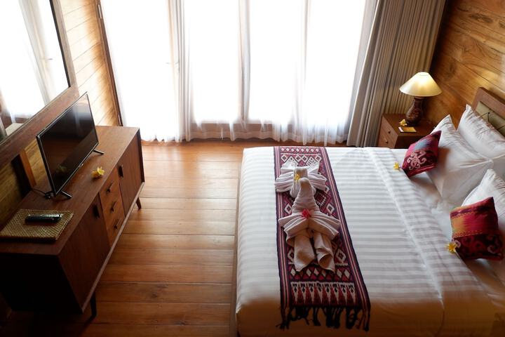 Room 15 of 40