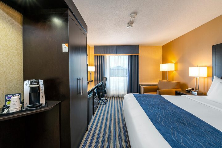 Room 34 of 60
