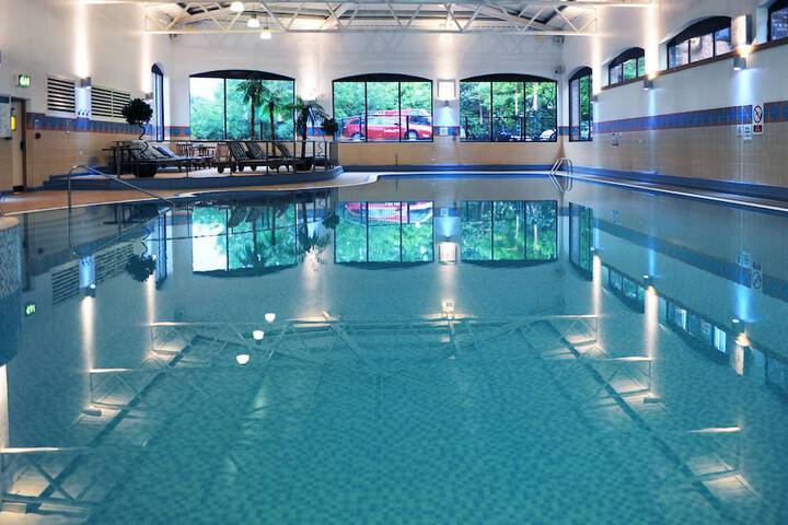 Hotel Pool