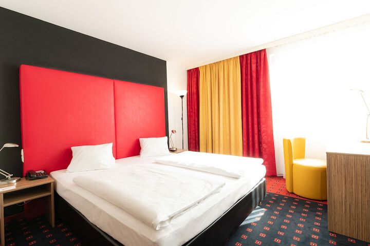 Room 21 of 41