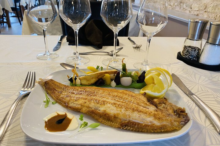 Dining 41 of 63