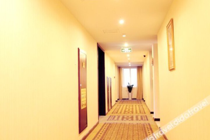 Athena Boutique Chain Hotel