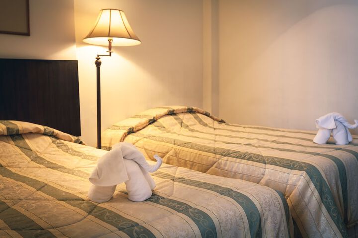 Room 28 of 58