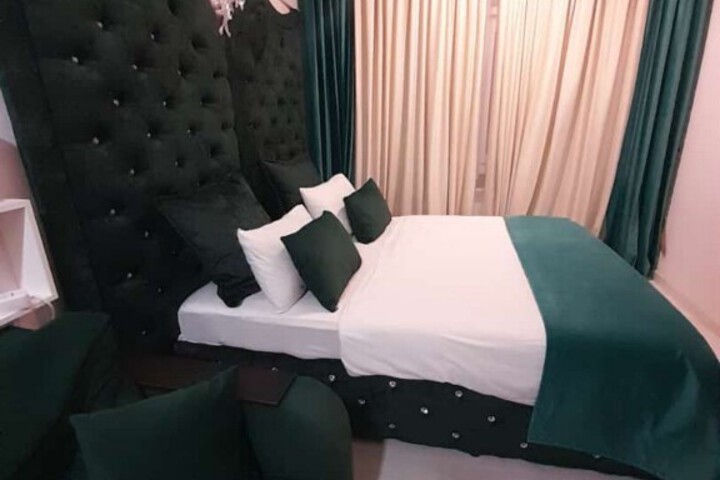 KOVCHEG HOTEL