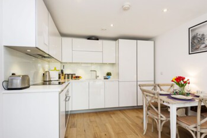 Room 15 of 21