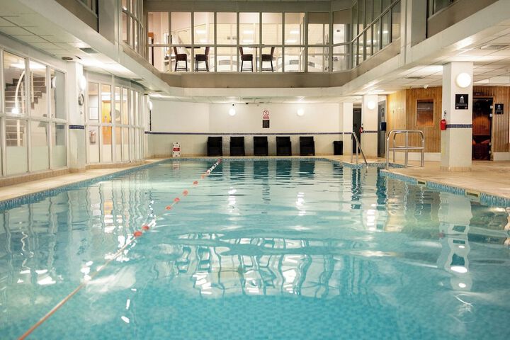 Pool 52 of 110