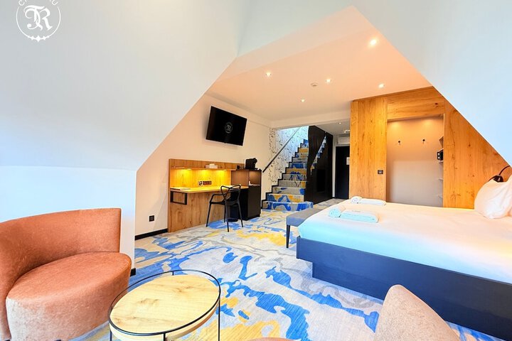 Room 92 of 217