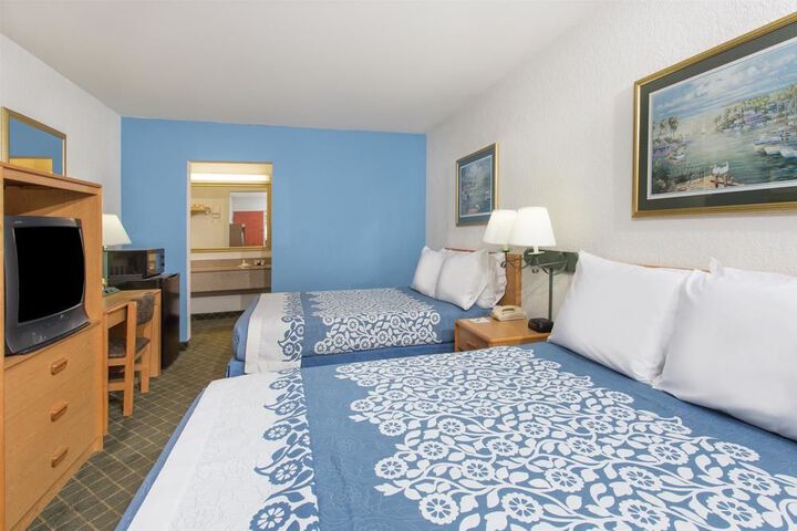 Room 21 of 45