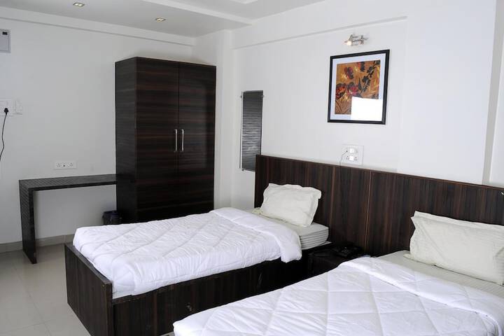 Room 14 of 23