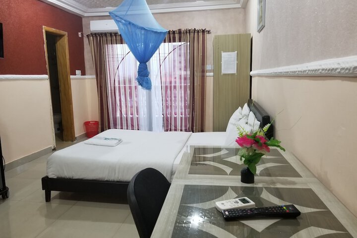 Room 15 of 71