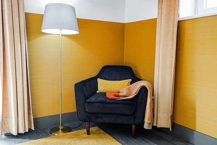 Room 4 of 55