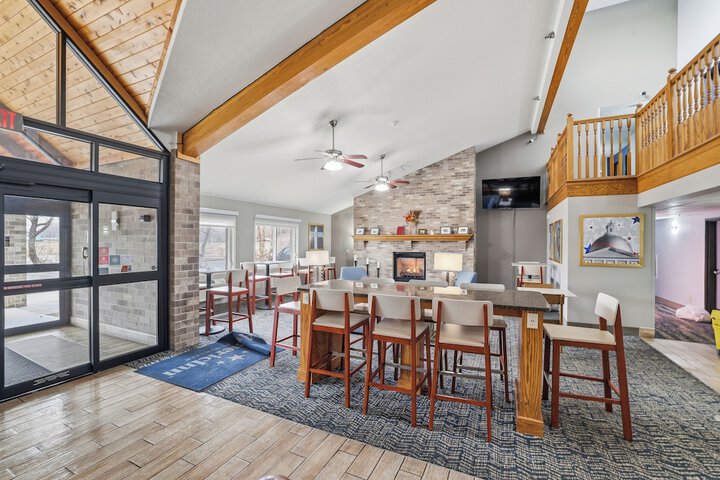 Guest Lobby