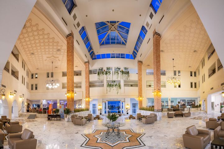 Guest Lobby