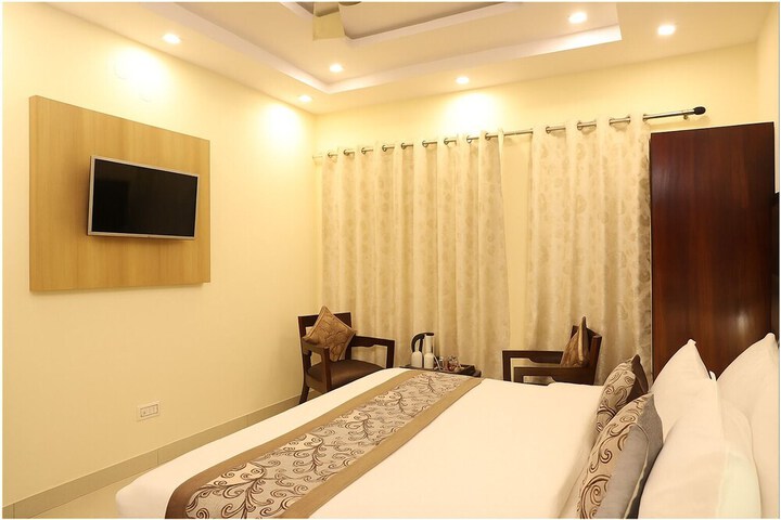 Room 19 of 53