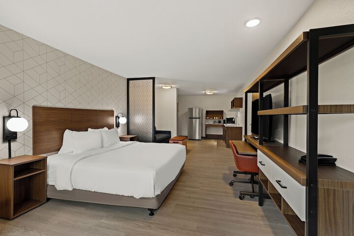 Room 16 of 57