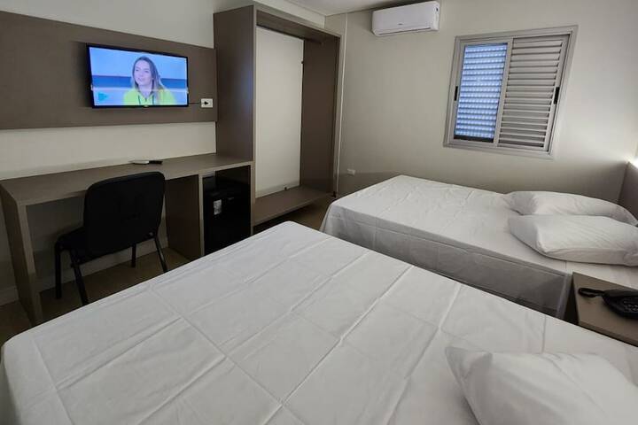 Room 13 of 60