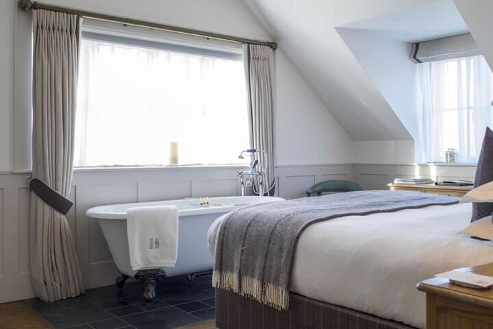 Room 20 of 105