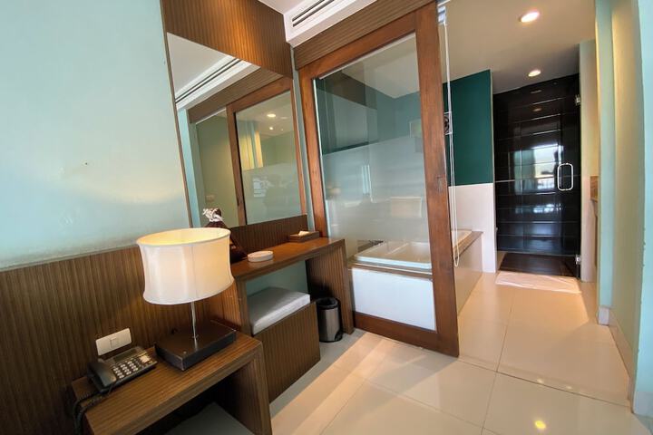 Room 45 of 63