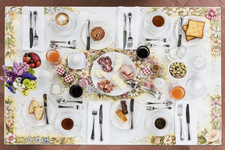 Breakfast/Coffee Service 27 of 39