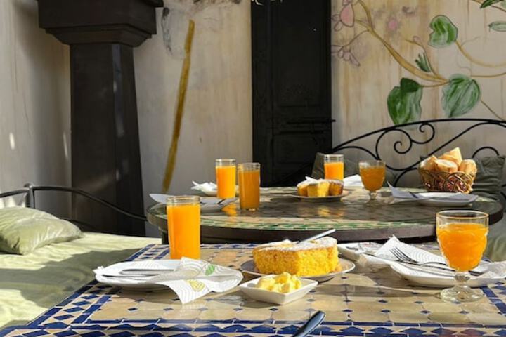 Breakfast area