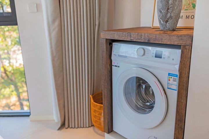Laundry 41 of 103