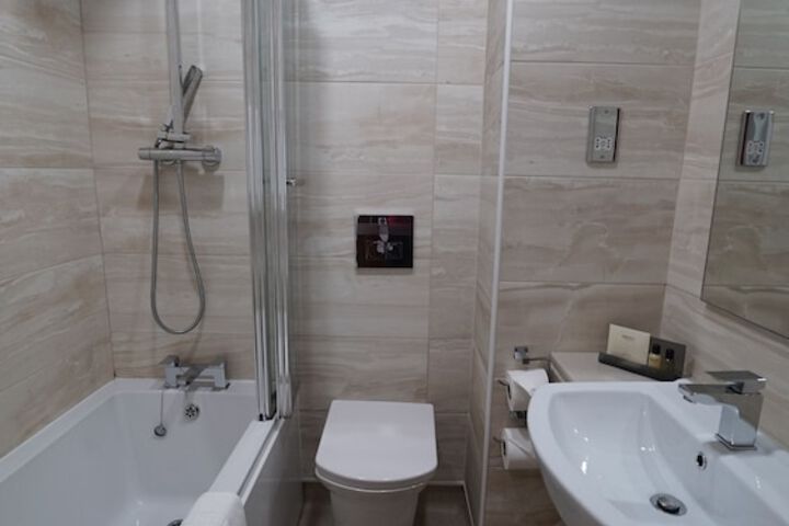 Room 49 of 79