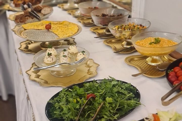 Dining 80 of 84