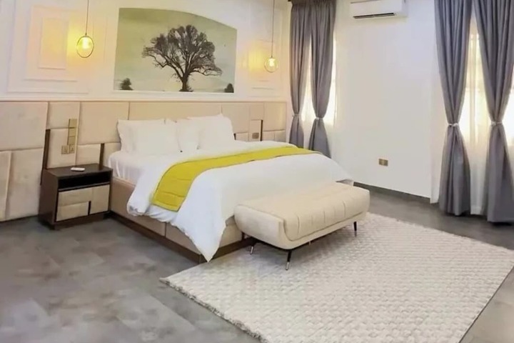 Room 13 of 57
