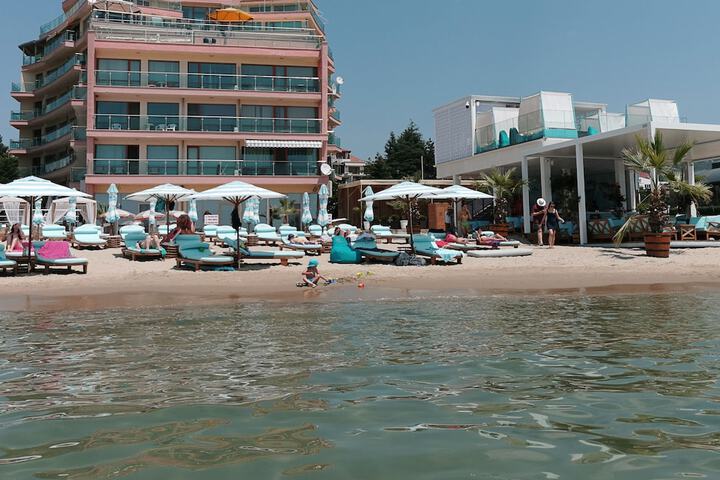 Martys Beachfront Smart Homes