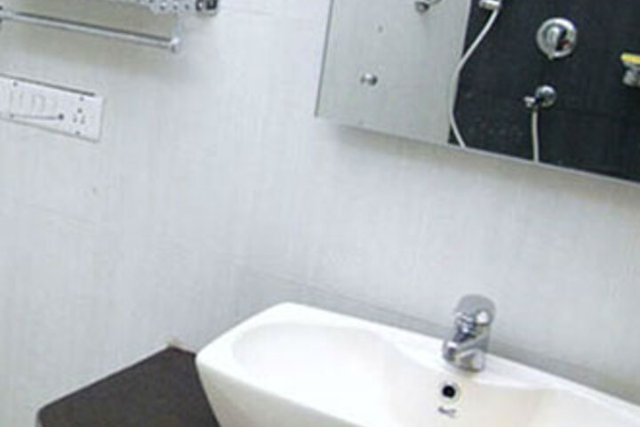 HOTEL AKASH
