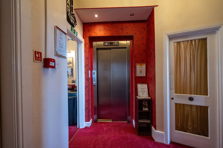 Elevator