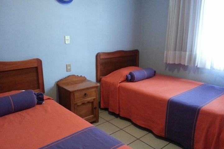 Room 34 of 60