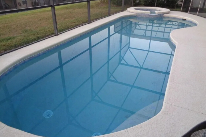 Pool 6 of 10