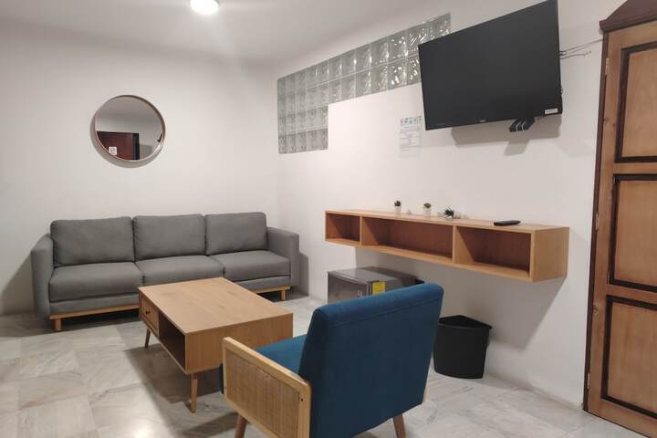 Room 8 of 22