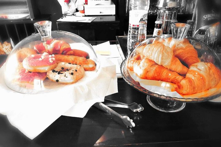 Breakfast/Coffee Service 30 of 45